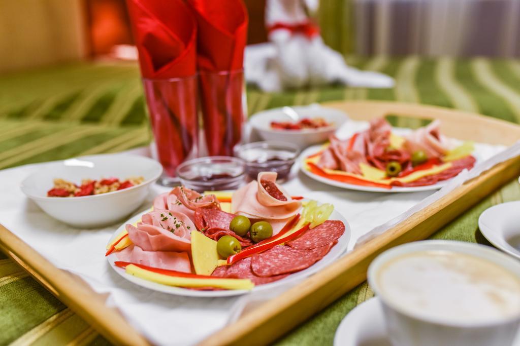 Penzion Raki Bratislava Luaran gambar